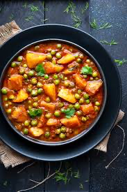 AALU MATAR CURRY (AALU MATAR CURRY)
