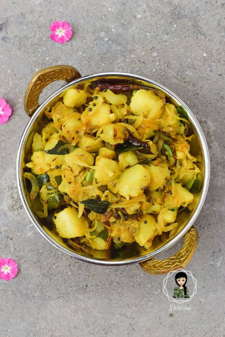 AALU BHAJI (PATATES KAVURMASI)